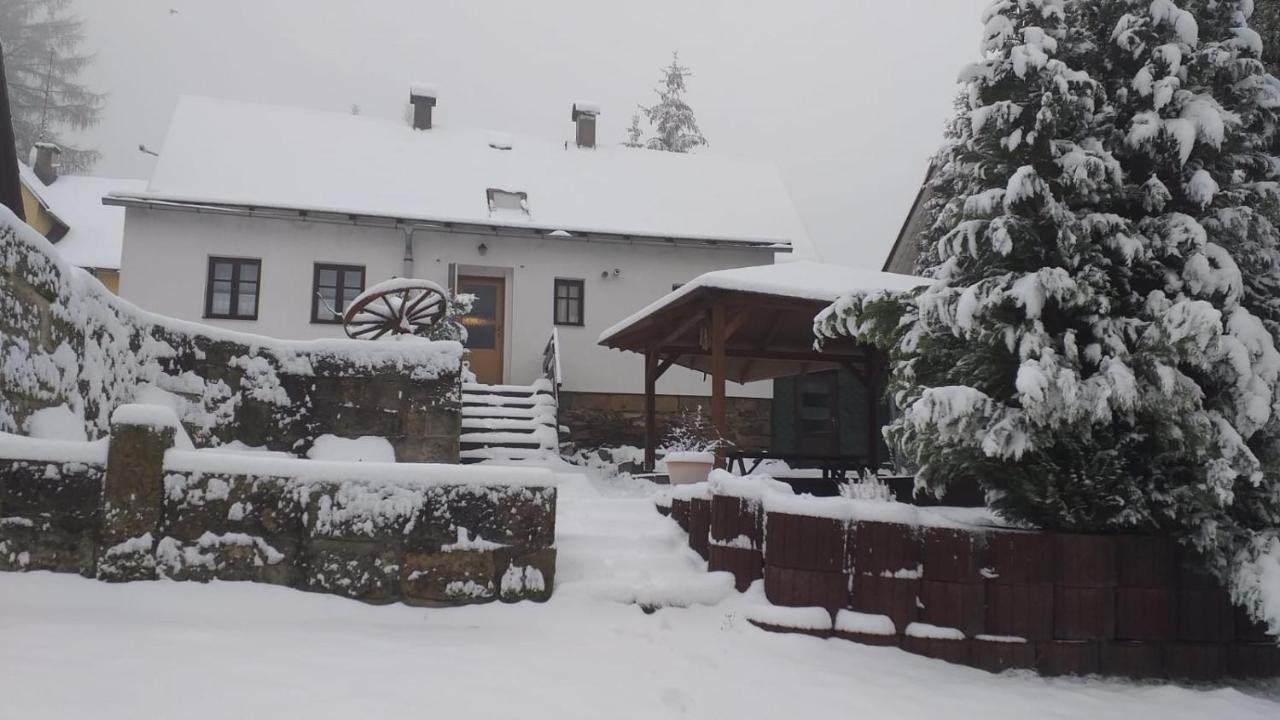 Rekreacni Dum Pohoda Jiřetín pod Jedlovou Exteriör bild